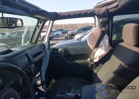 2016 Jeep Wrangler Unlimited Sport из США, поврежденный, VIN 1C4HJWDGXGL246900